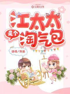 国王夫妇贺年卡,苏提达挽手泰王甜美微笑,没注意只戴了一只耳环